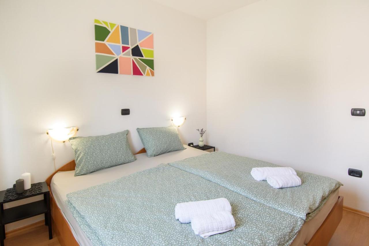 Apartman Alba Karigador Kültér fotó